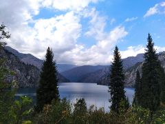 Sary-Chelek lake in Kyrgyzstan 10.jpg