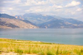 Toktogul reservoir, Kyrgyzstan 2.jpg