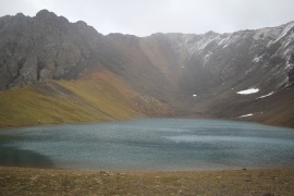 Озеро на высоте 3800 метров